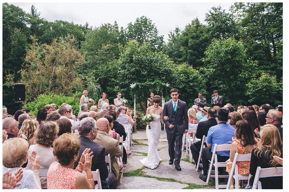 An unplugged ceremony, not a cell phone in site. ©Joe Gonzalez-Dufresne